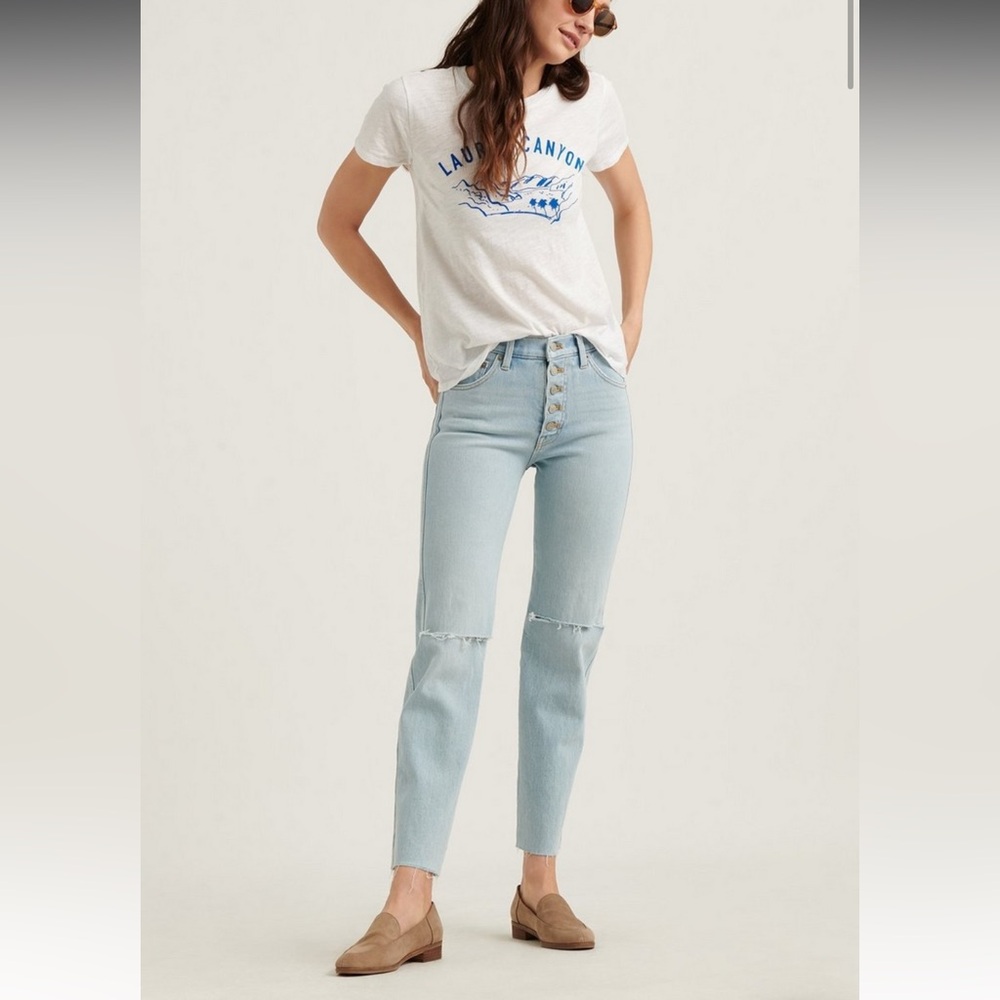 Lucky brand mid rise authentic straight jeans - worn once